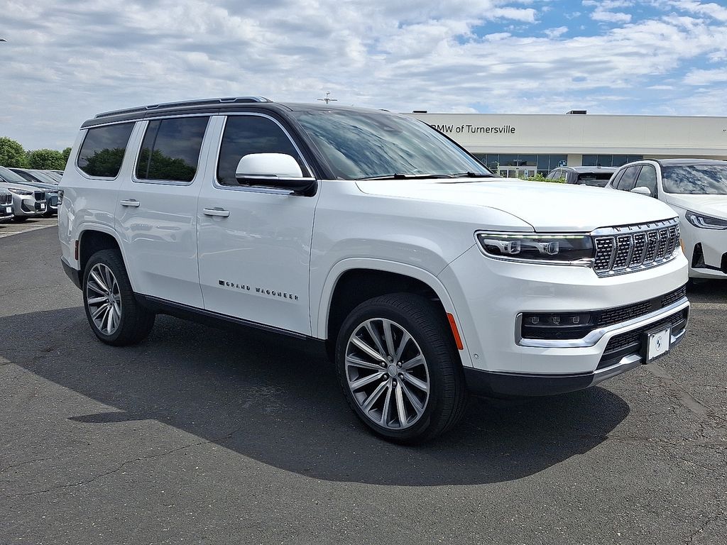 Thumbnail: 2022 Jeep Grand Wagoneer - 3