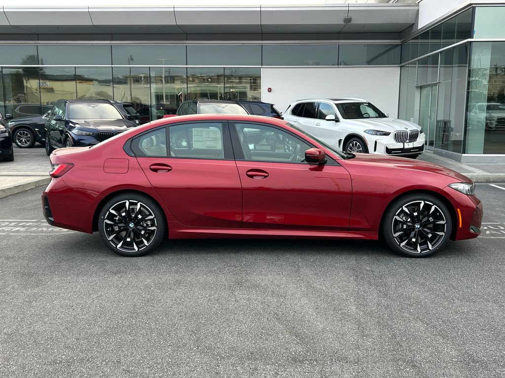 Thumbnail: 2026 BMW 3 Series - 6