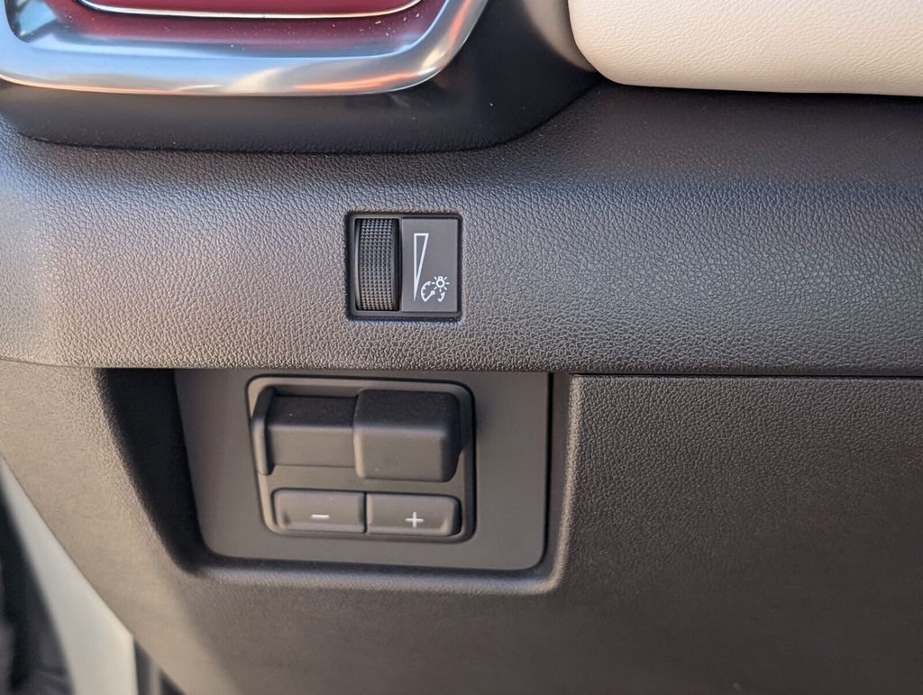 used 2024 GMC Canyon car, priced at $45,888