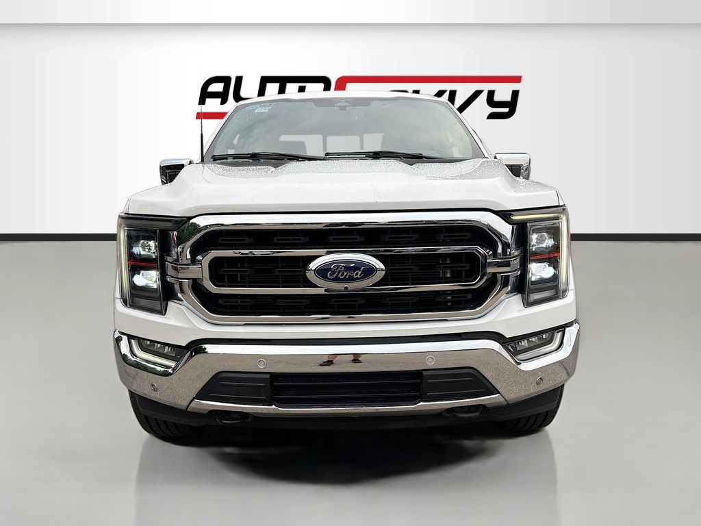 Used 2023 White Ford Lariat image 2