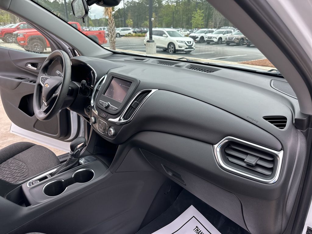 2022 Summit White Chevrolet Equinox LT FWD SUV