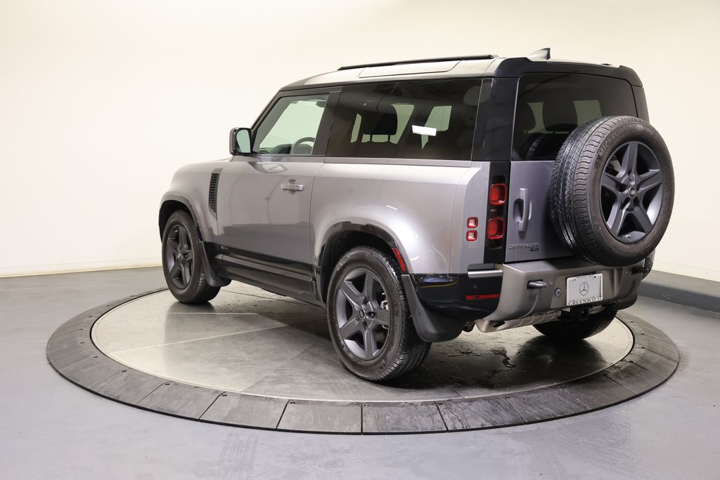 Thumbnail: 2021 Land Rover Defender - 5
