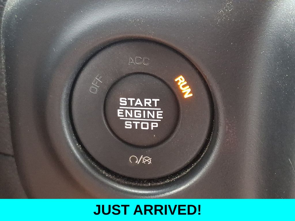 Used 2022 Jeep Wrangler SUV