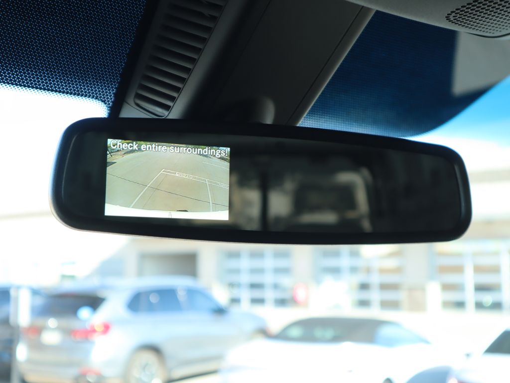 Thumbnail: 2025 Mercedes-Benz Sprinter - 16