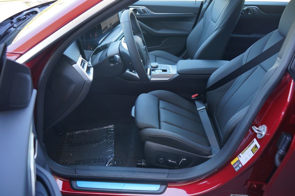 2025 BMW i4 xDrive40 10