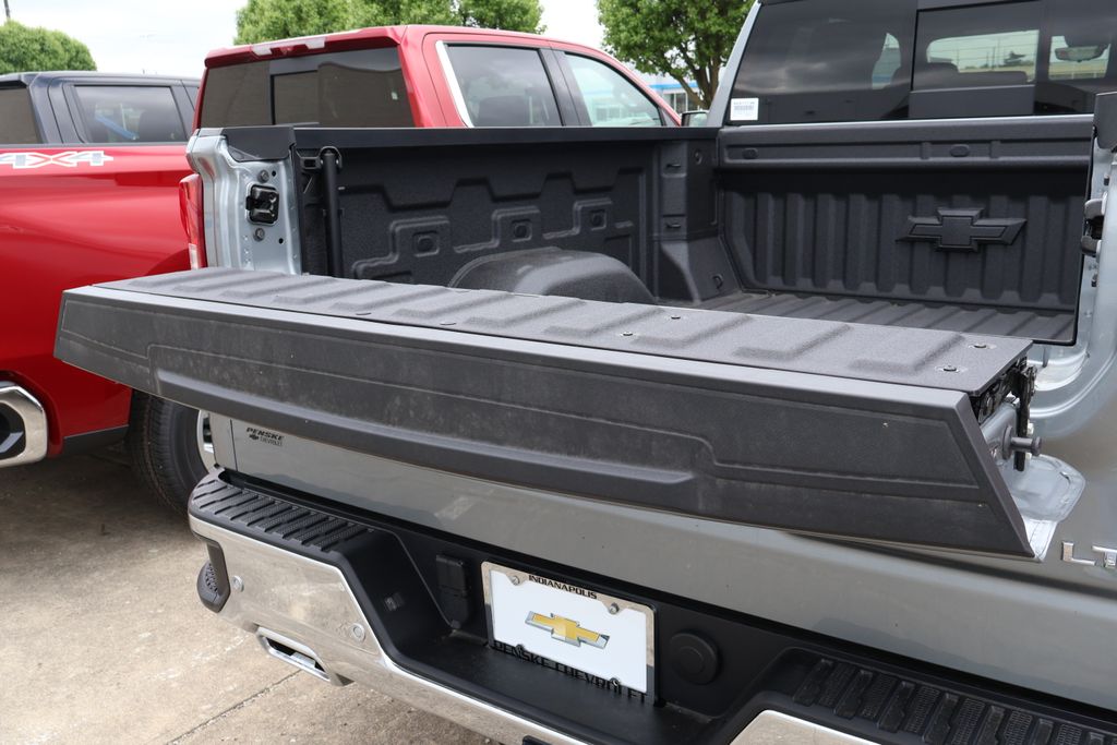 2025 Chevrolet Silverado 1500 LTZ 11