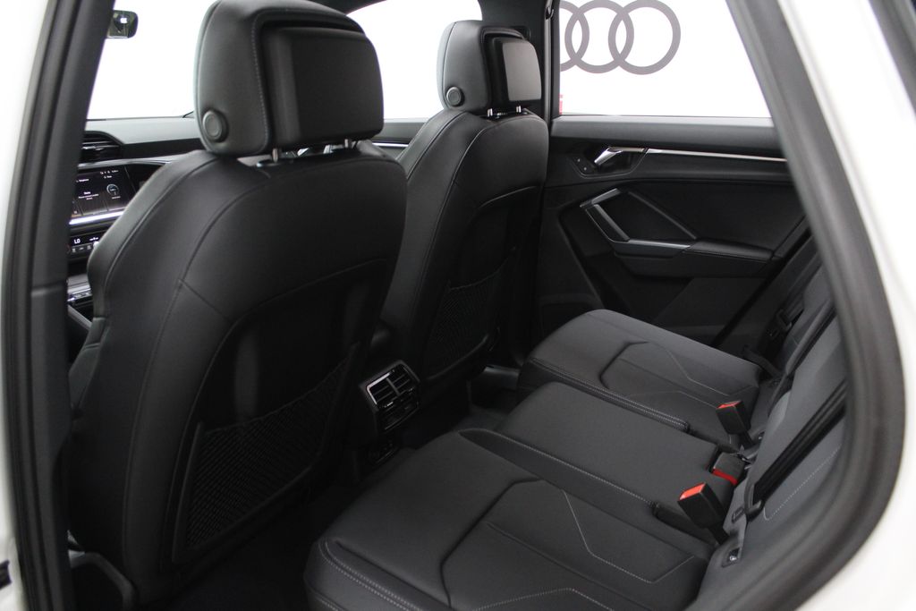 Thumbnail: 2025 Audi Q3 - 27