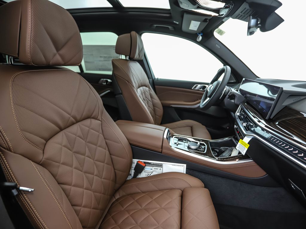 Thumbnail: 2026 BMW X5 - 31