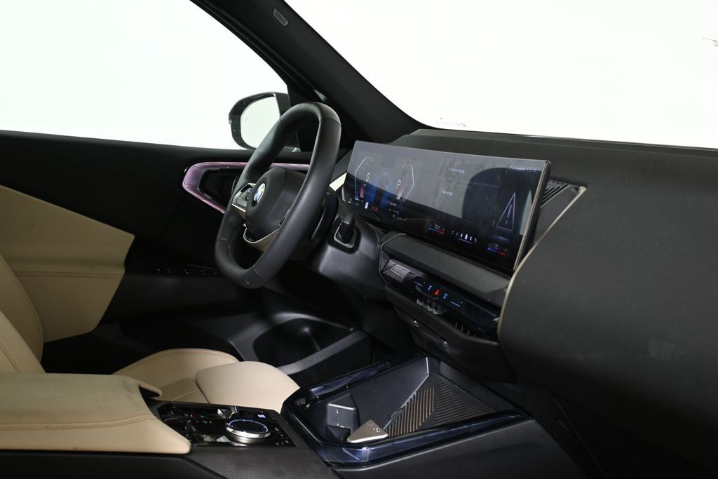 Thumbnail: 2025 BMW X3 - 8
