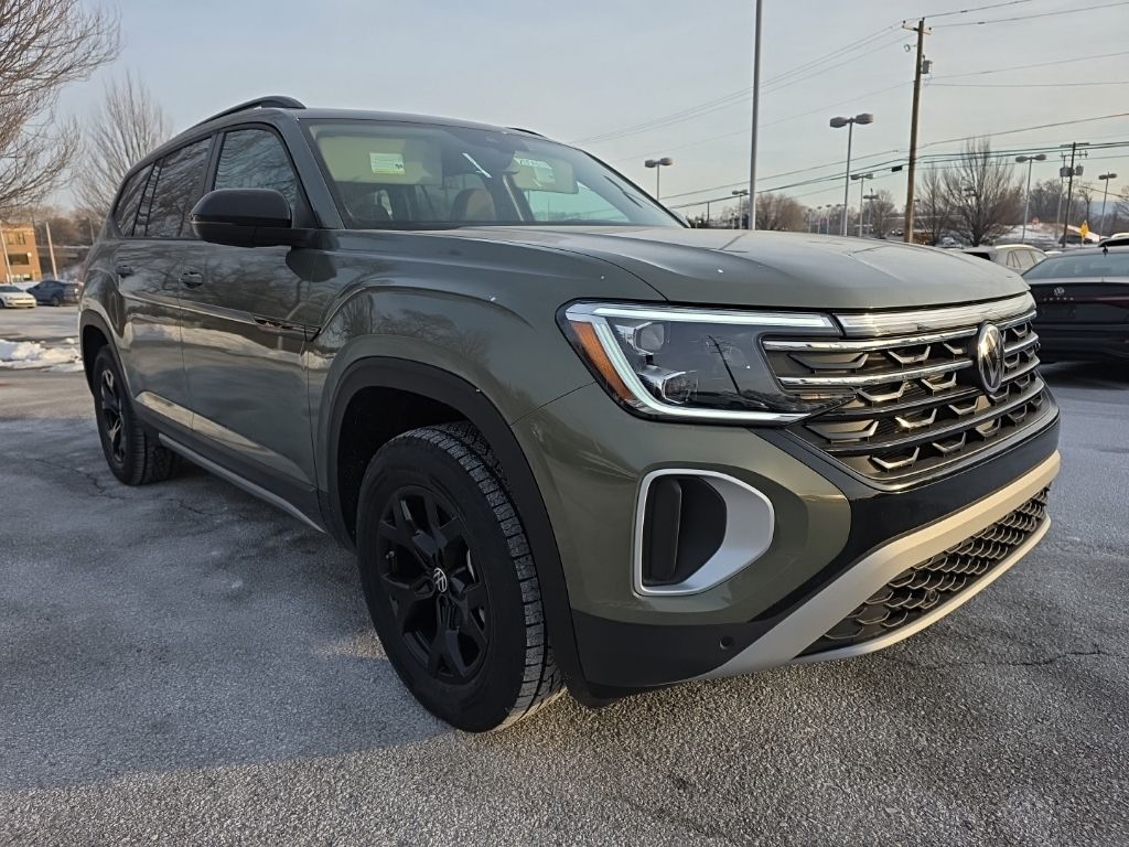 2026 Volkswagen Atlas 2.0T Peak Edition Green at Sutliff Volkswagen