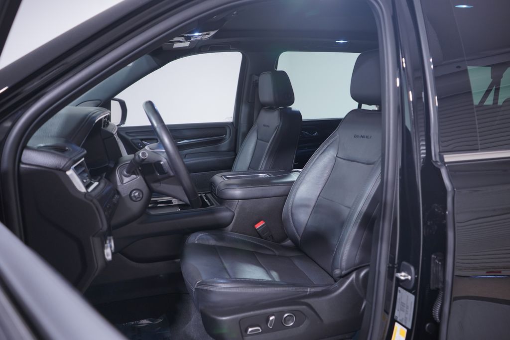 Thumbnail: 2021 GMC Yukon XL - 7