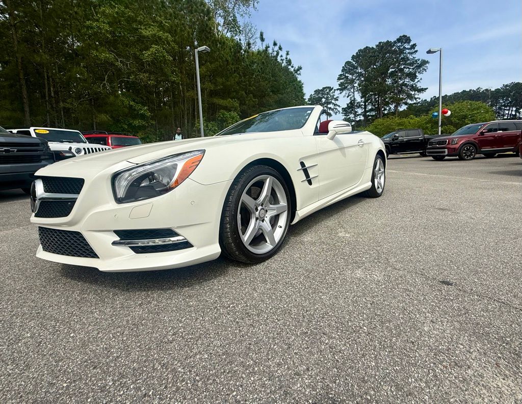 Diamond White Metallic 2015 Mercedes-Benz SL-Class SL 400 Convertible Rear-Wheel Drive 7-Speed Automatic
