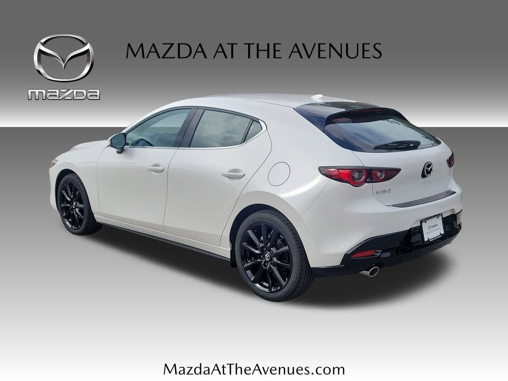 2026 Mazda Mazda3 Premium - Photo 6