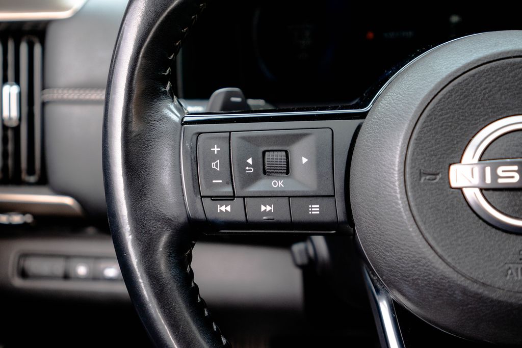 Used 2023 Nissan Pathfinder SUV