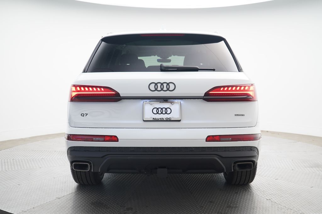 Thumbnail: 2026 Audi Q7 - 4