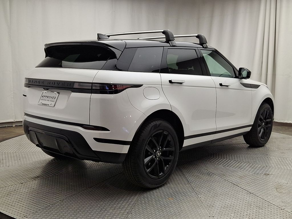 Thumbnail: 2026 Land Rover Range Rover Evoque - 4