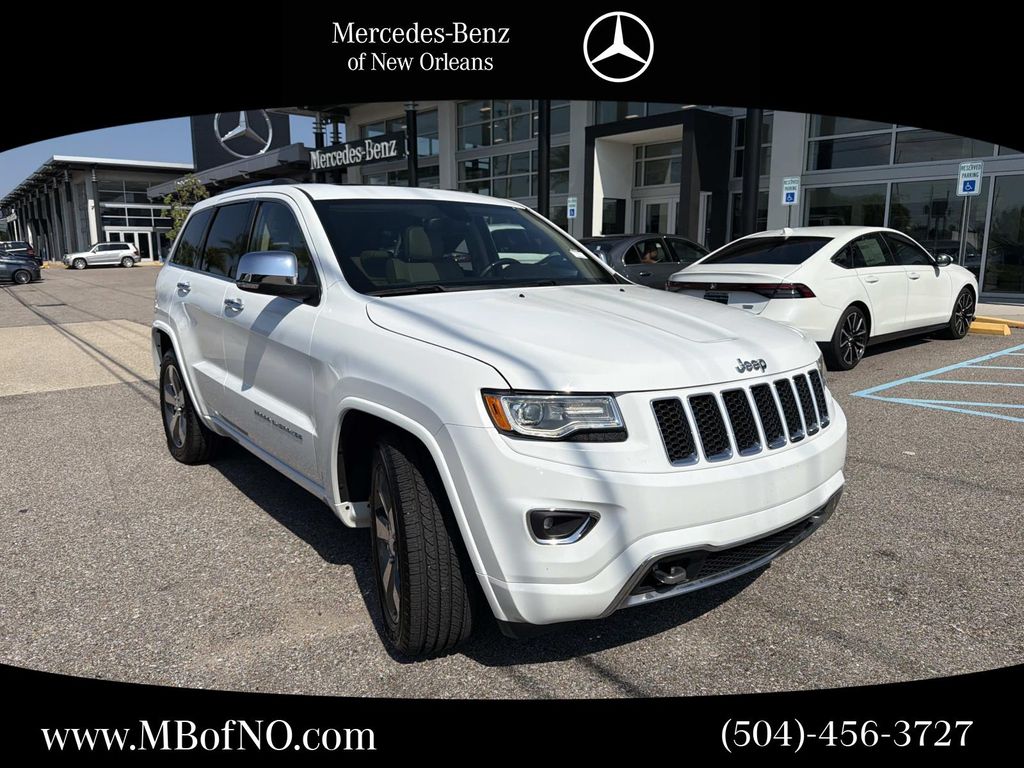Bright White Clearcoat 2015 Jeep Grand Cherokee SUV / Crossover 4X2 8-Speed Automatic