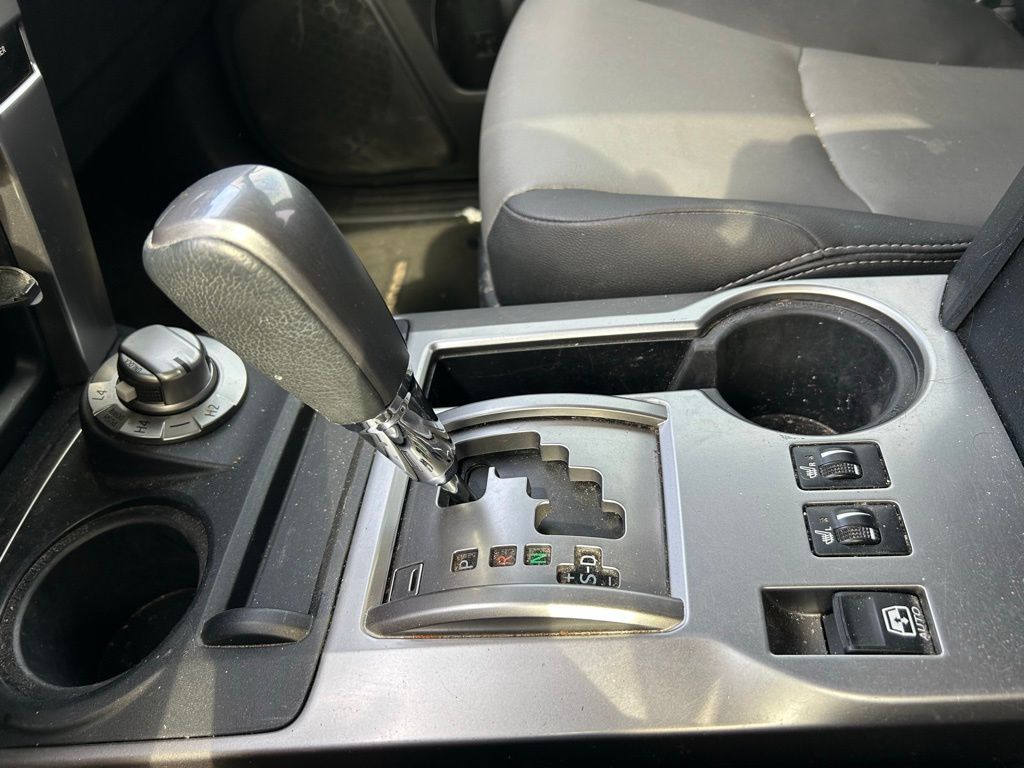 2024 Toyota 4Runner SR5 22