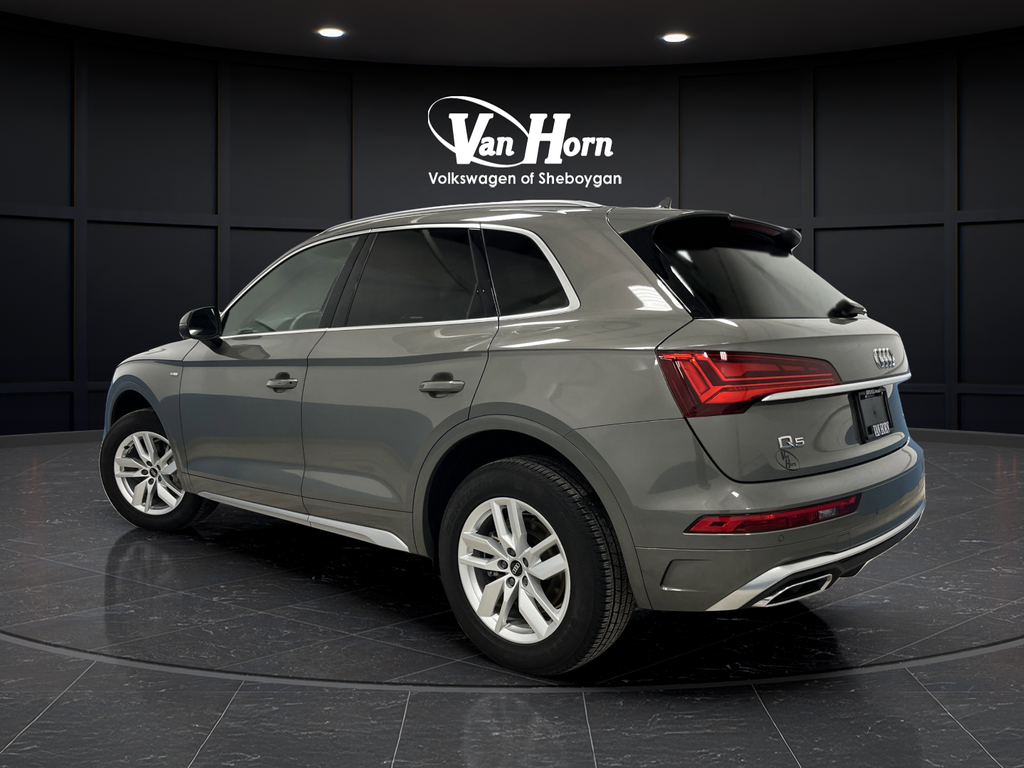 Used 2023 Chronos Gray Metallic Audi 45 S line Premium image 3