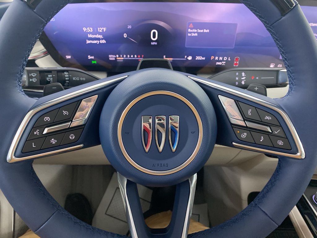 2025 Buick Enclave Avenir photo