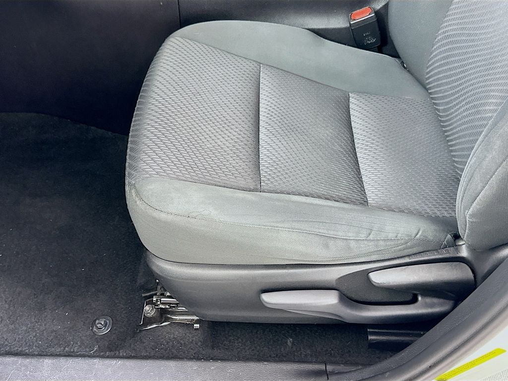 Thumbnail: 2019 Toyota Highlander - 19