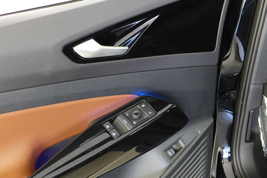 Thumbnail: 2022 Volkswagen ID.4 - 12