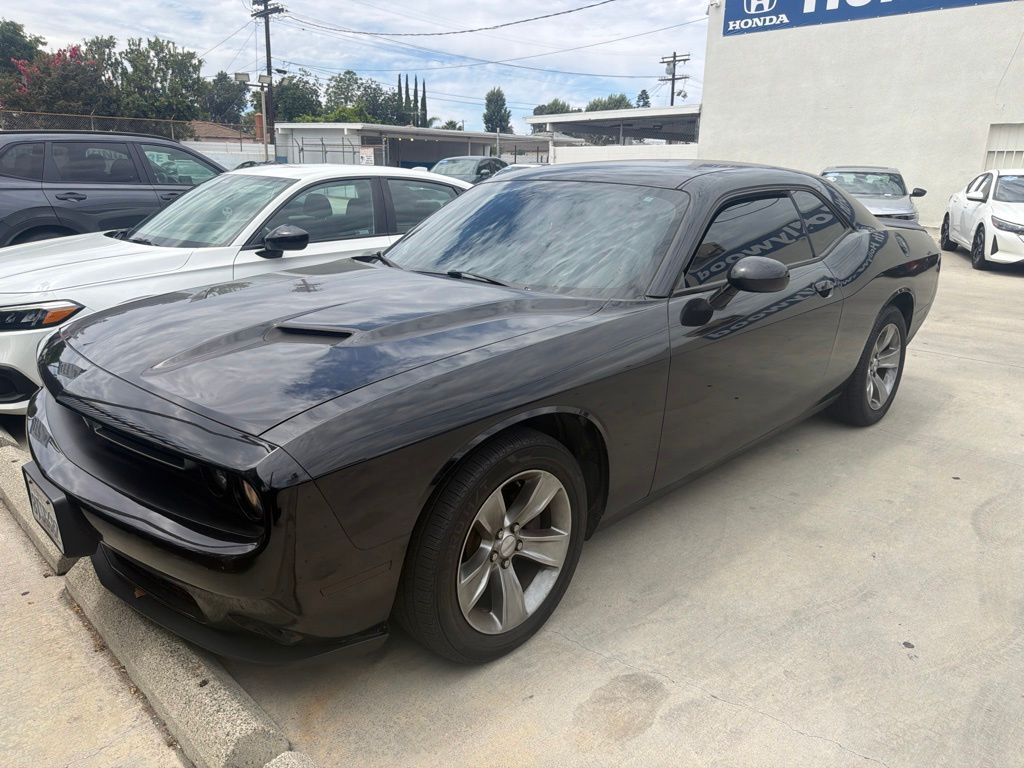 Pitch Black Clearcoat 2019 Dodge Challenger Coupe Rear-Wheel Drive 8-Speed Automatic