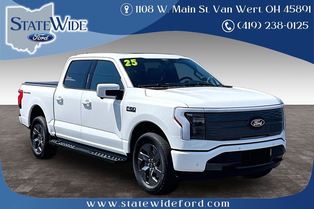 2025 Ford F-150 Lightning Lariat SuperCrew AWD