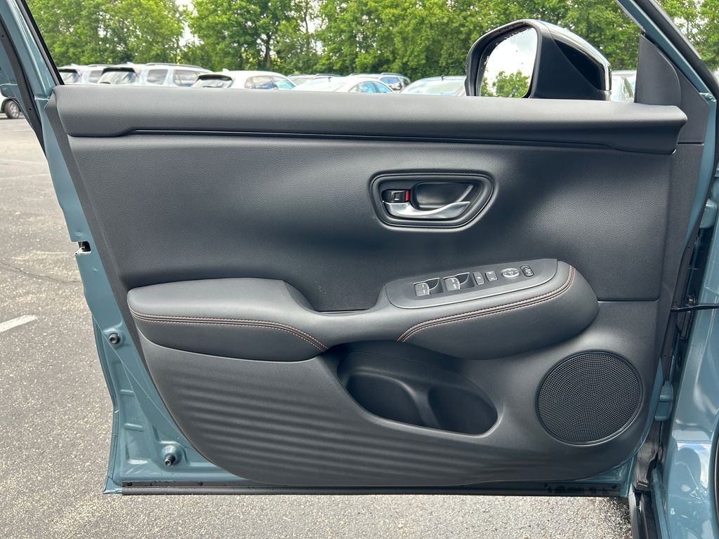 Thumbnail: 2027 Honda HR-V - 17
