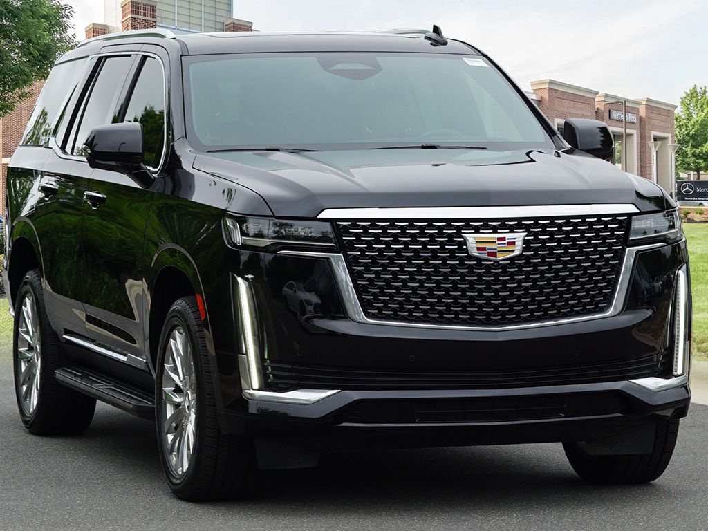 Thumbnail: 2023 Cadillac Escalade - 4