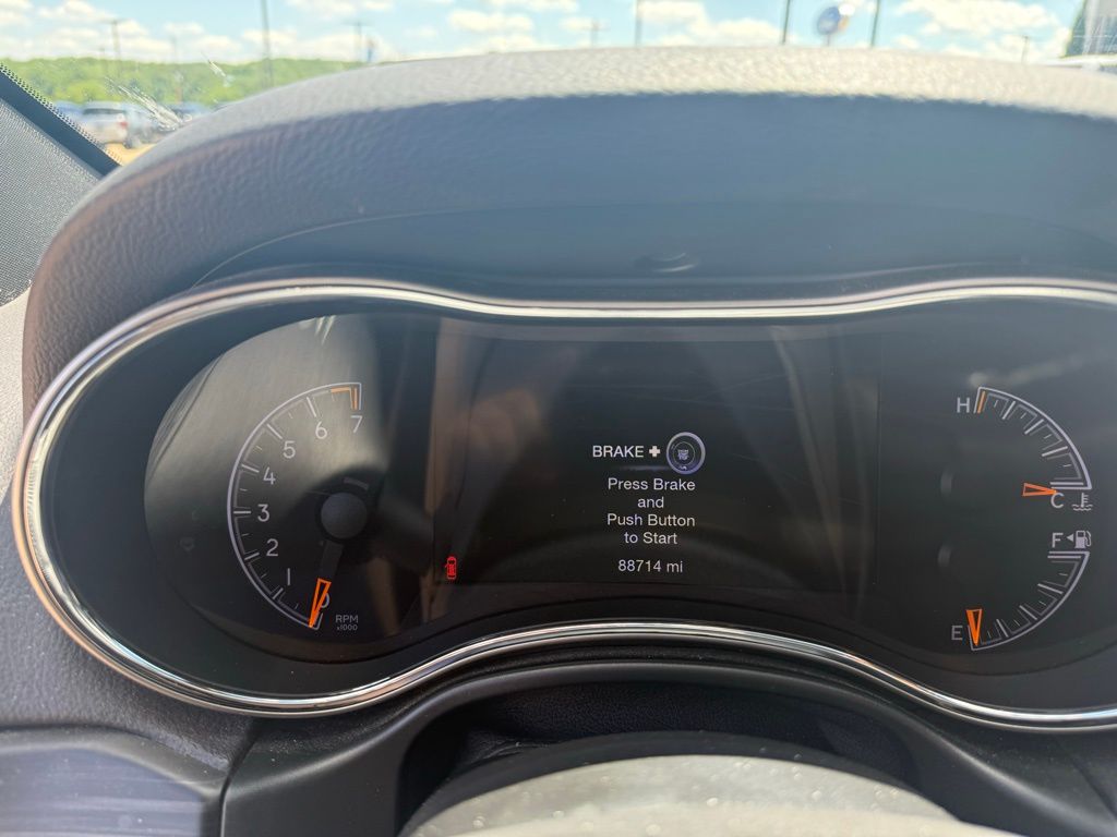2021 Jeep Grand Cherokee Laredo E photo