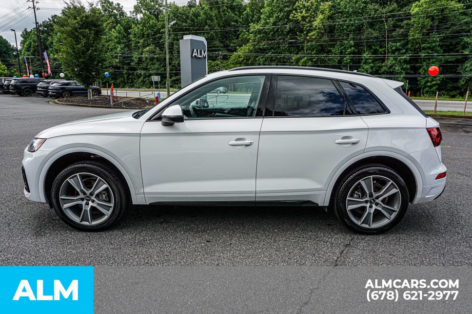 Used 2025 Black Audi  image 7