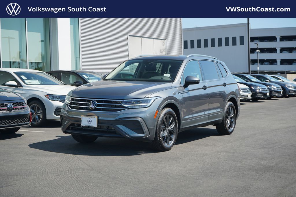 2024 Volkswagen Tiguan 2.0T SE 1