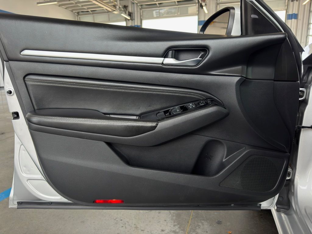 2020 Nissan Altima 2.5 SL Silver at Gullo Toyota