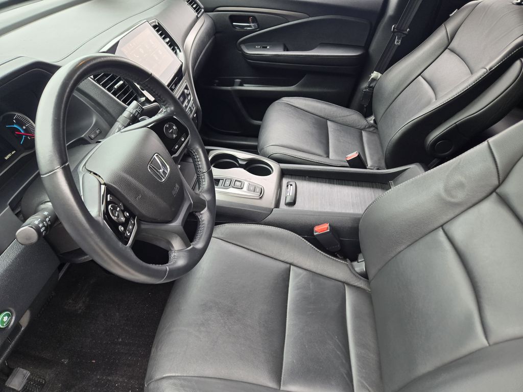 used 2022 Honda Pilot car, priced at $28,154