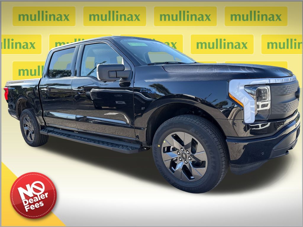 2025 Ford F-150 Lightning Flash's photo