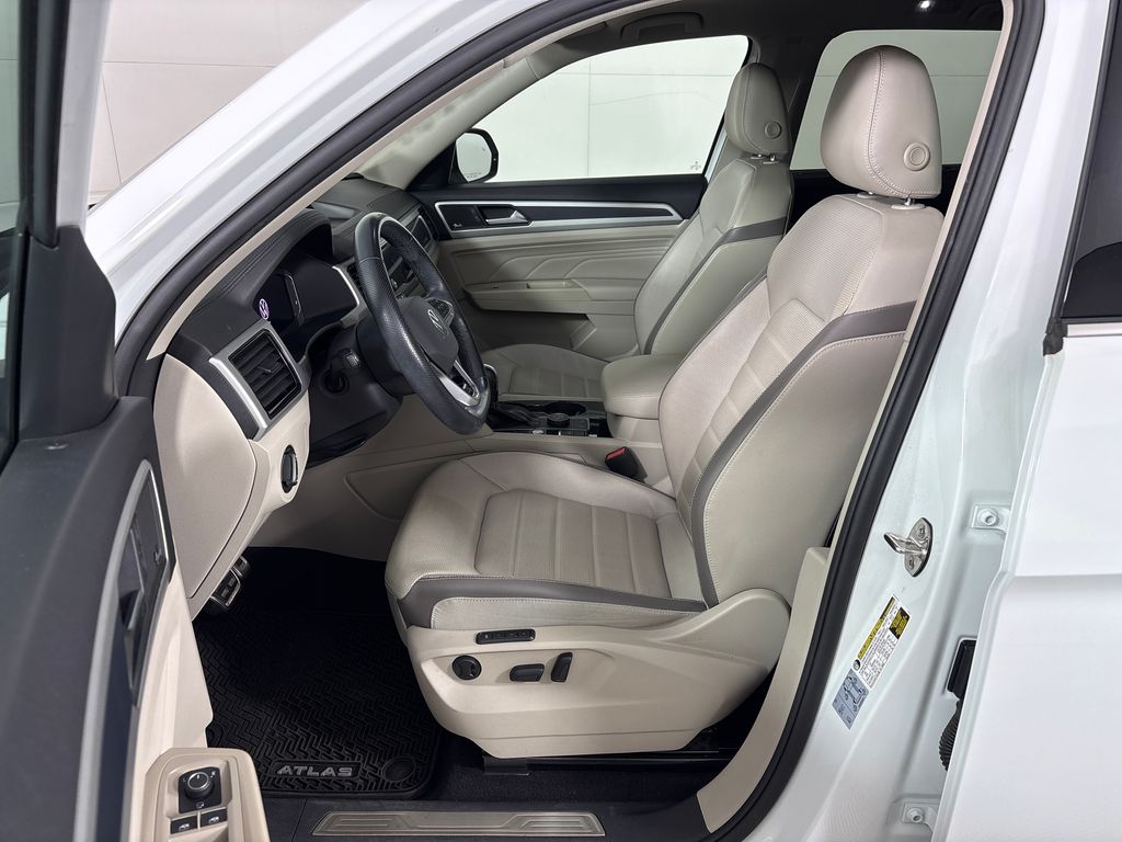 Certified Used 2021 White Volkswagen 3.6L V6 SEL Premium R-Line image 29