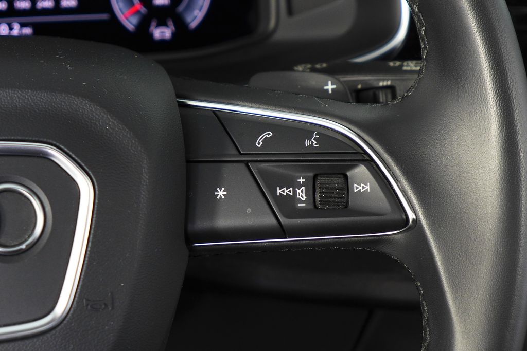 Thumbnail: 2022 Audi Q7 - 29