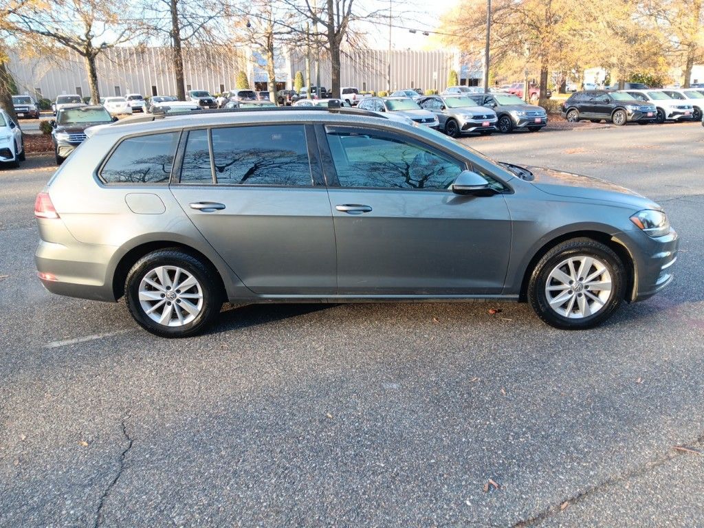 2019 Volkswagen Golf SportWagen S 6