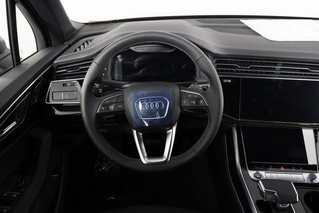 Thumbnail: 2026 Audi Q7 - 3