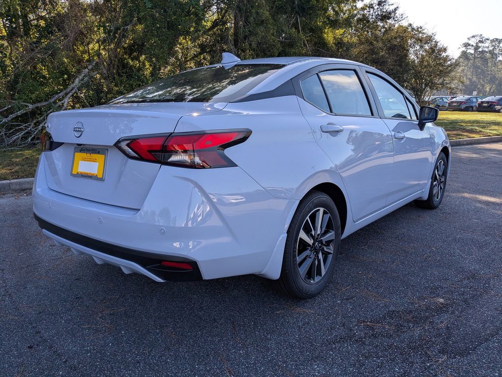 New 2025 Nissan Versa Sedan