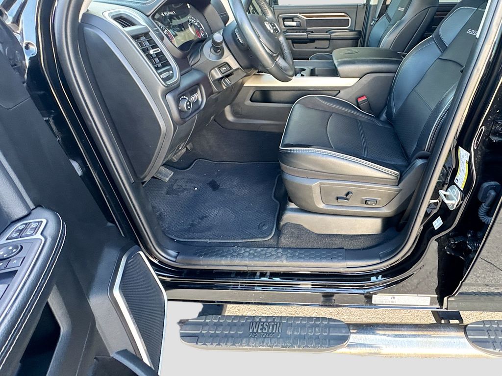 2024 RAM Ram 3500 Pickup Laramie - Photo 26