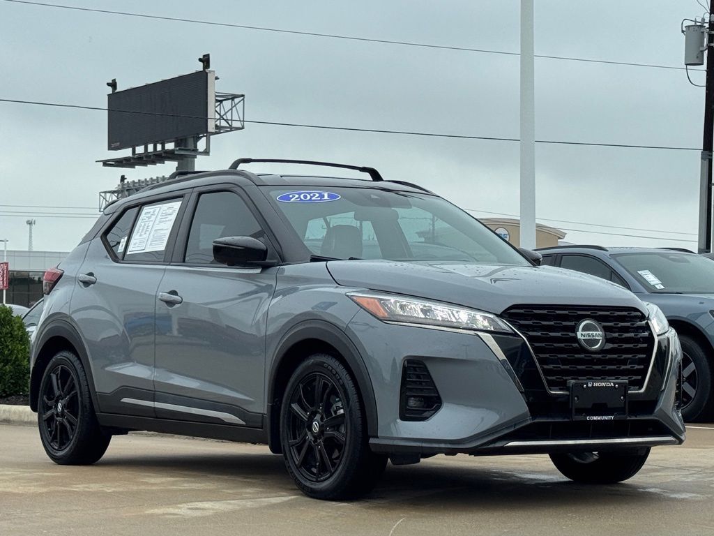 2021 Nissan Kicks SR Gray at Emmons Autoplex