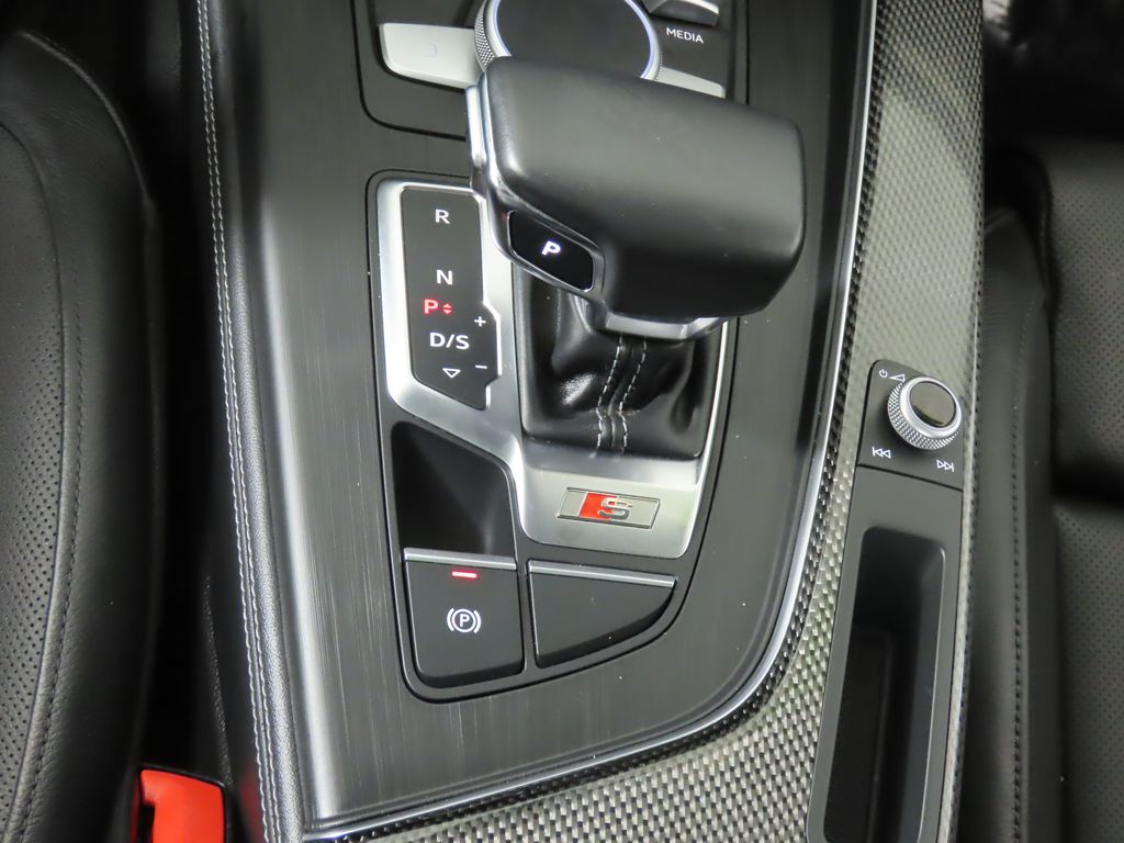 Thumbnail: 2018 Audi S5 - 23