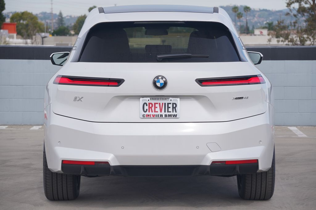 Thumbnail: 2026 BMW iX - 6