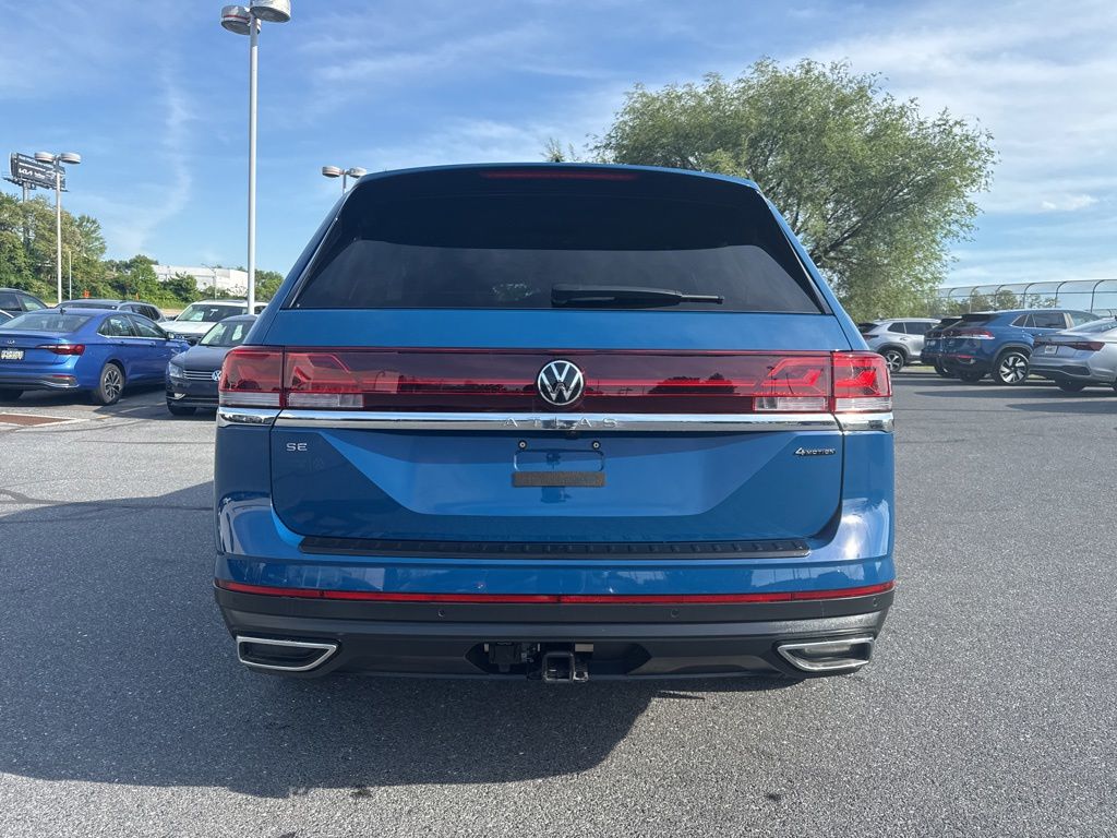 2025 Volkswagen Atlas 2.0T SE w/Technology Blue at Subaru and VW of Moon Township