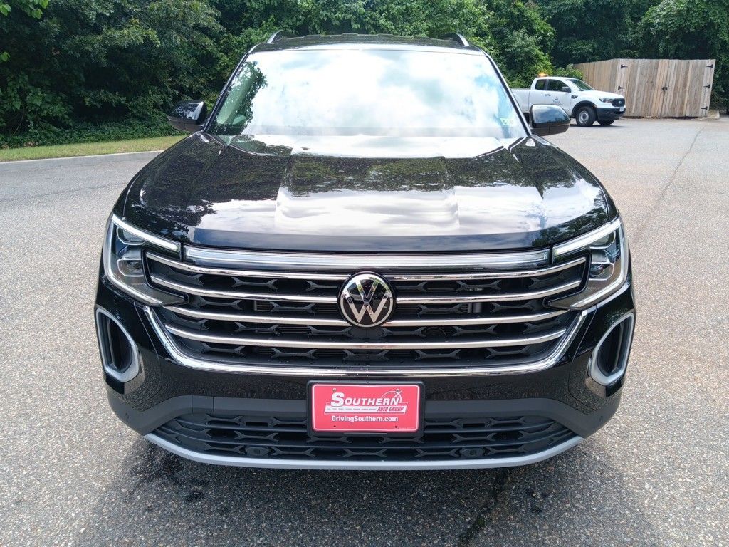 2024 Volkswagen Atlas 2.0T SE w/Technology 8