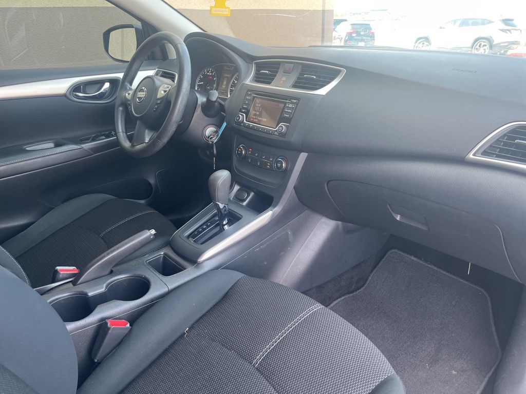 2018 Nissan Sentra S 21