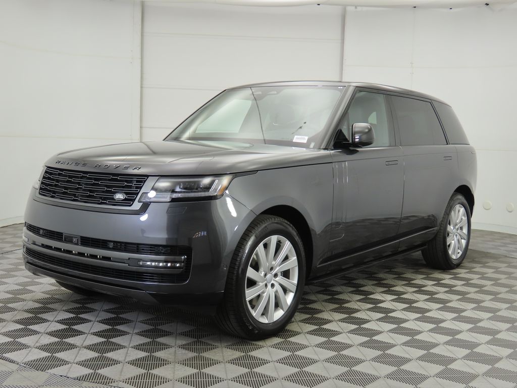 2025 Land Rover Range Rover SE Hero Image