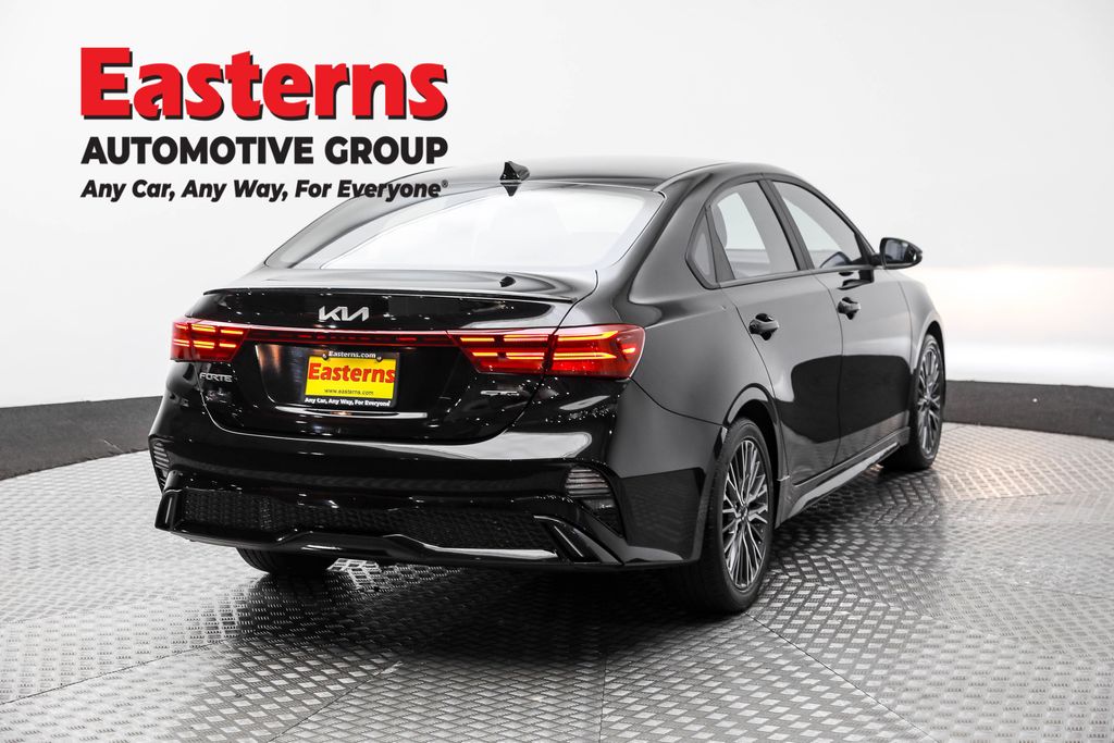 Used 2022 Black Kia GT-Line image 5